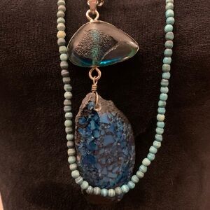 Set of 2 blue necklaces